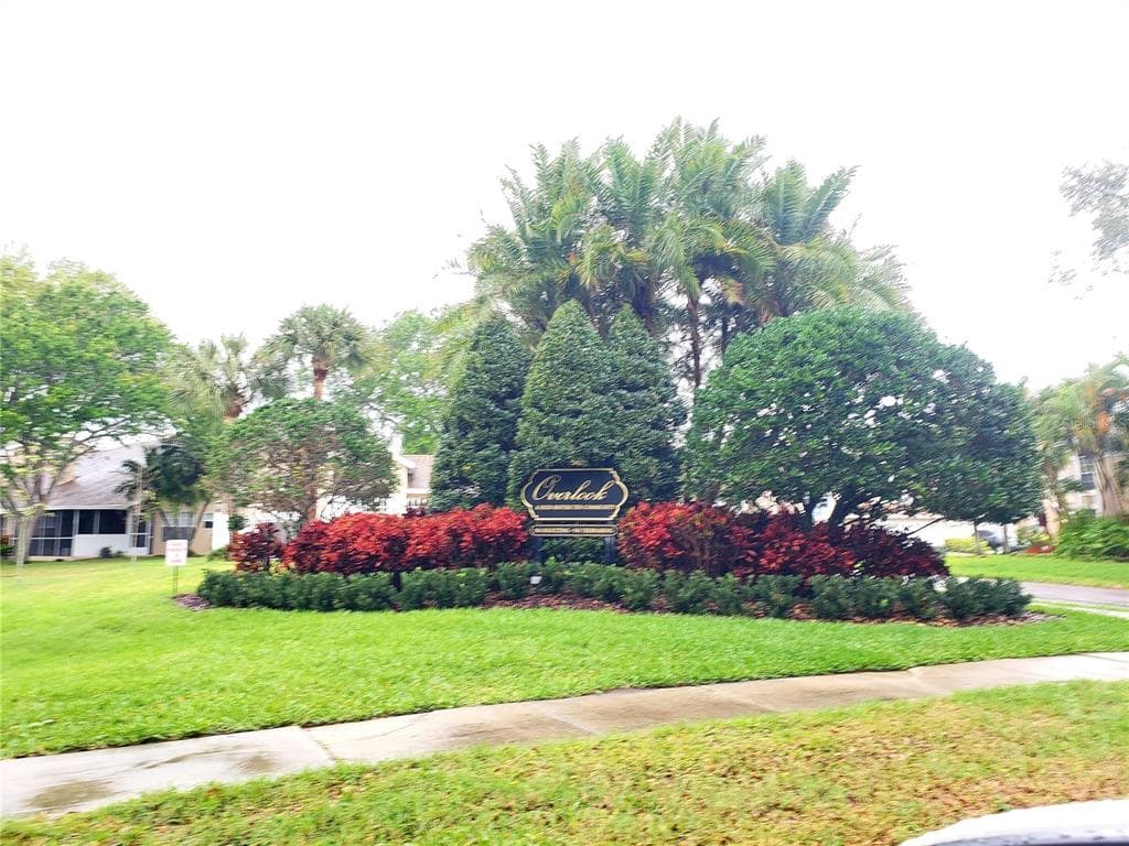 1923 NORTHFORK CIRCLE CLEARWATER, FL 33760