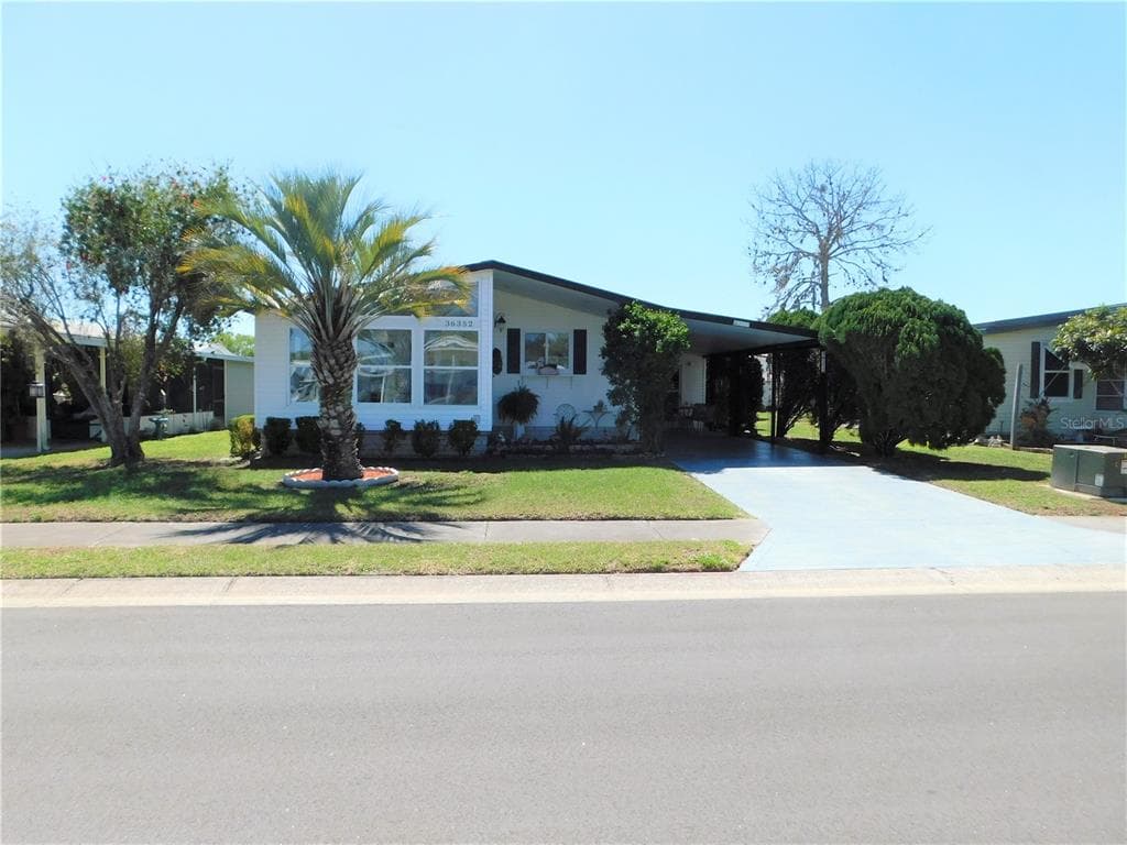 36352 LE SABRE WAY ZEPHYRHILLS, FL 33541