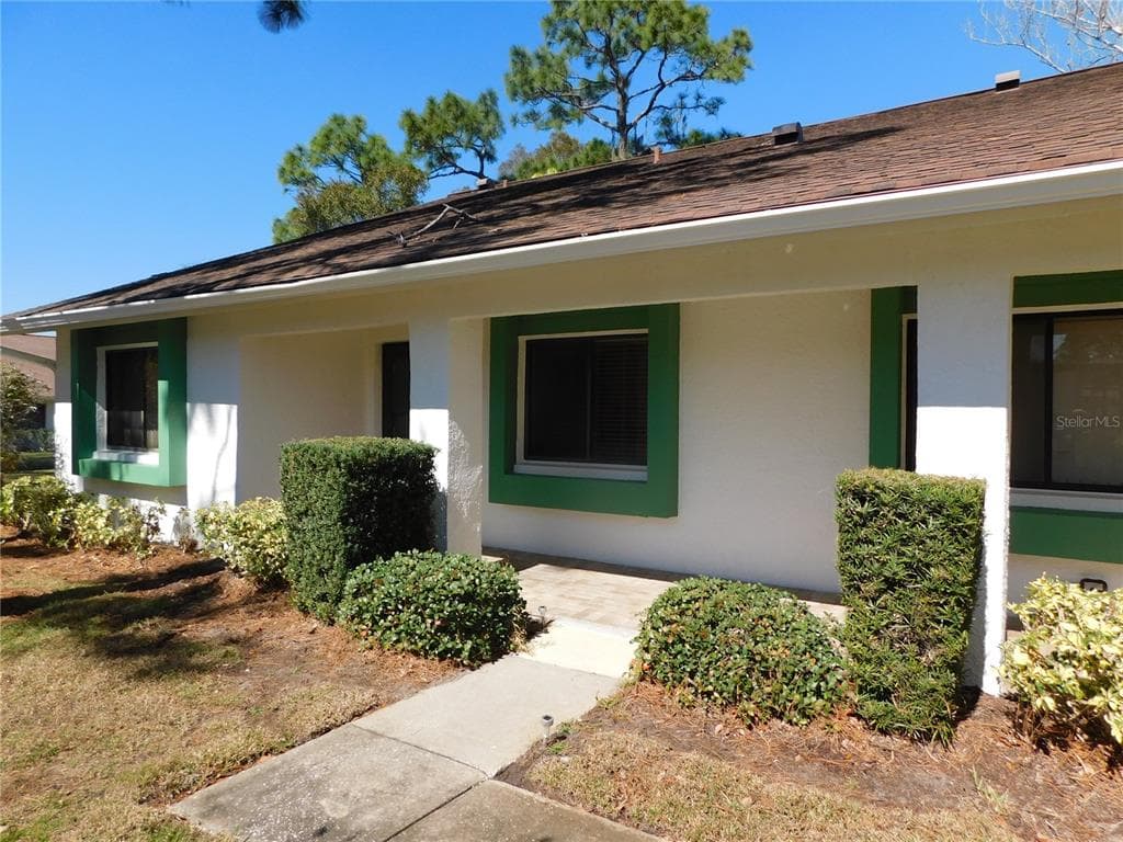 2538 ROYAL PINES CIRCLE UNIT 20-A CLEARWATER, FL 33763