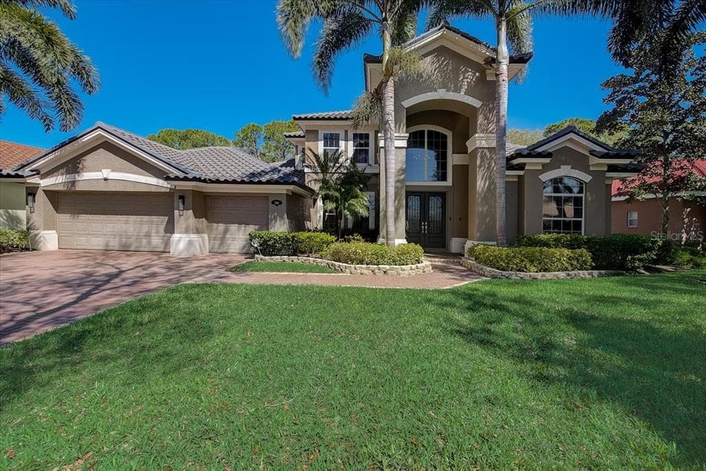 7239 BRYCE POINT N PINELLAS PARK, FL 33782