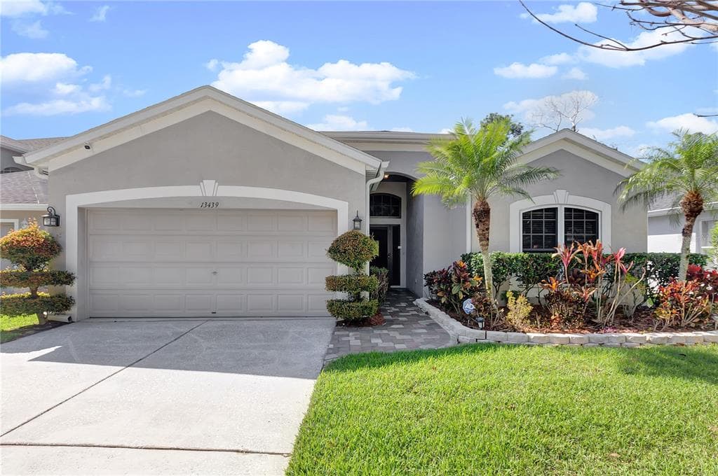 13439 STAGHORN ROAD TAMPA, FL 33626