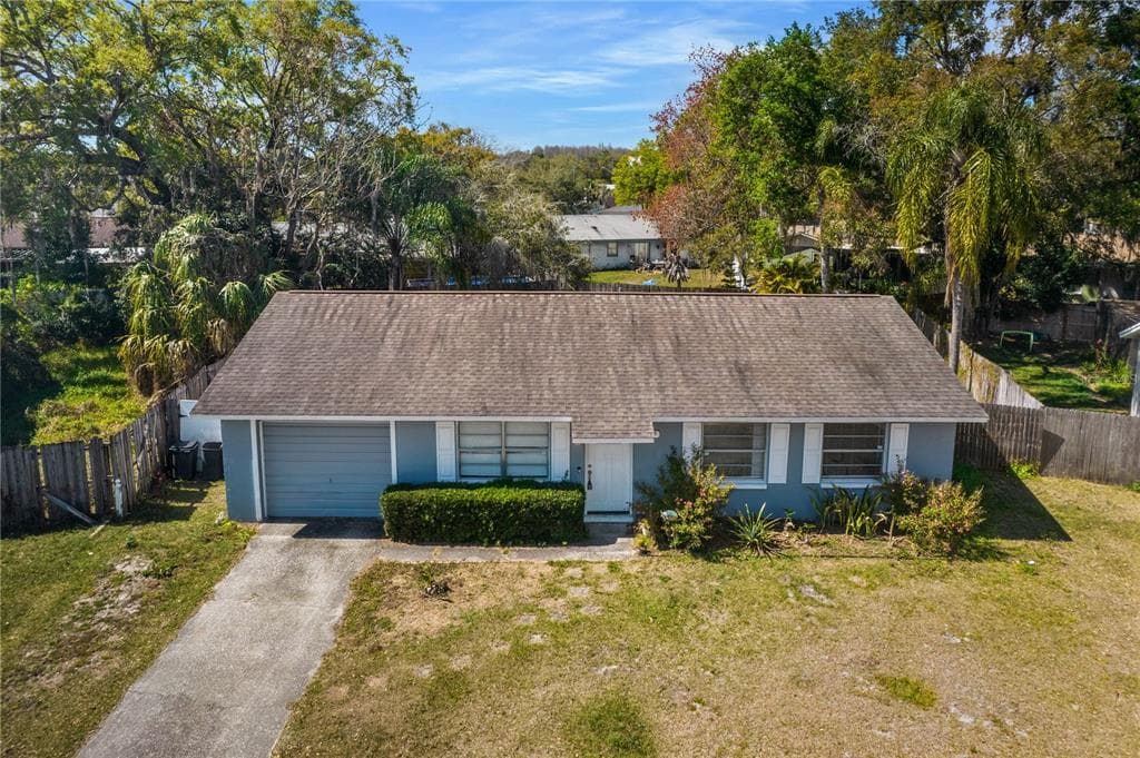 1047 KIT COURT LUTZ, FL 33549