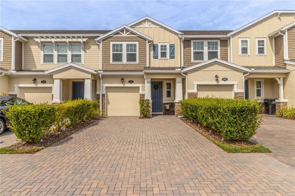 18915 ULMUS STREET LUTZ, FL 33558