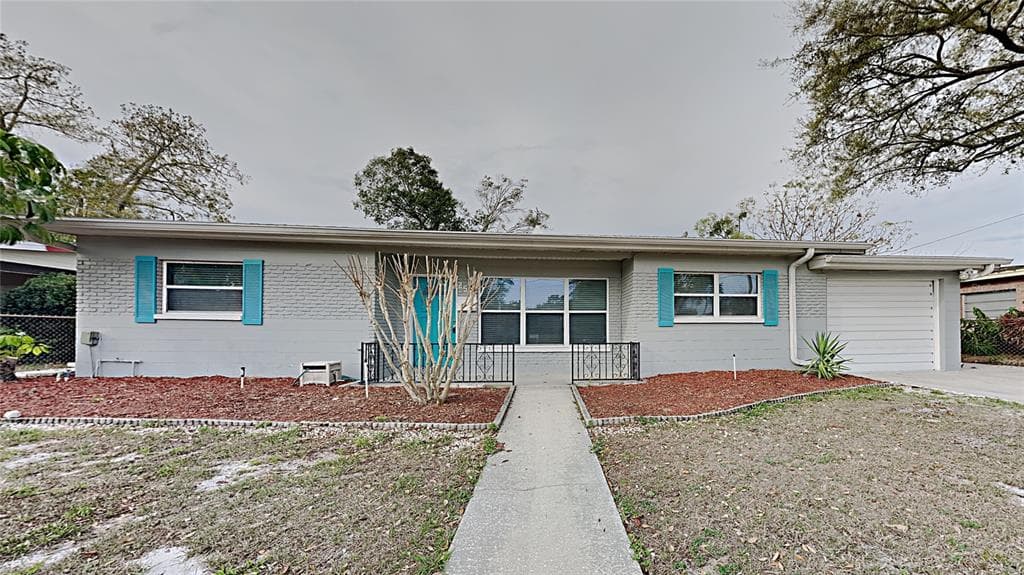 2519 CHAPEL WAY TAMPA, FL 33618