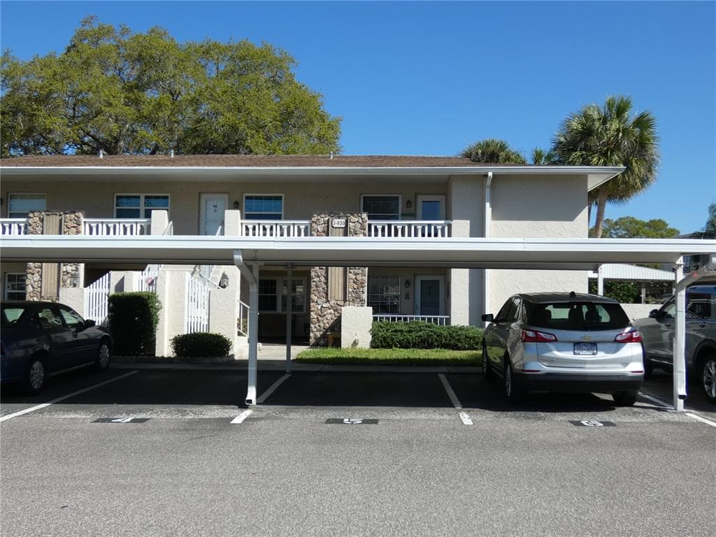 930 VIRGINIA STREET UNIT 203 DUNEDIN, FL 34698