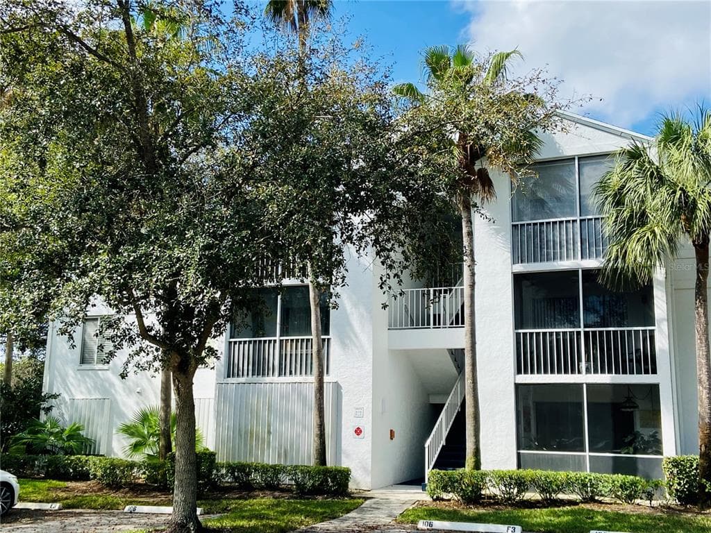 2510 SE ANCHORAGE COVE UNIT E-2 PORT SAINT LUCIE, FL 34952