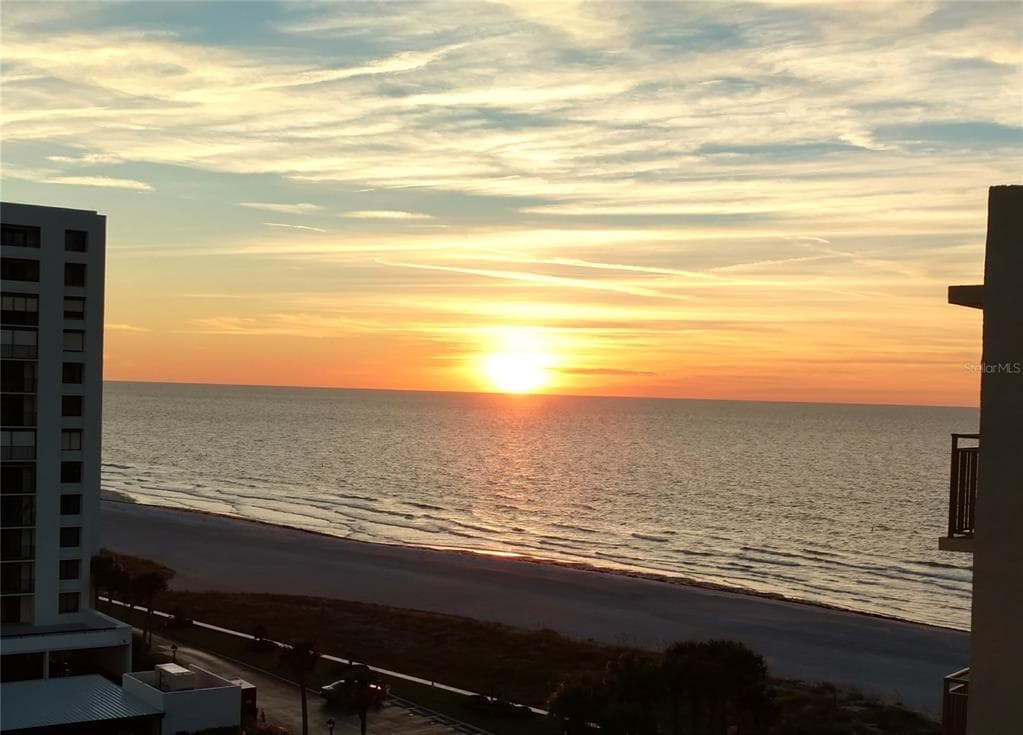 1430 GULF BOULEVARD UNIT 806 CLEARWATER, FL 33767