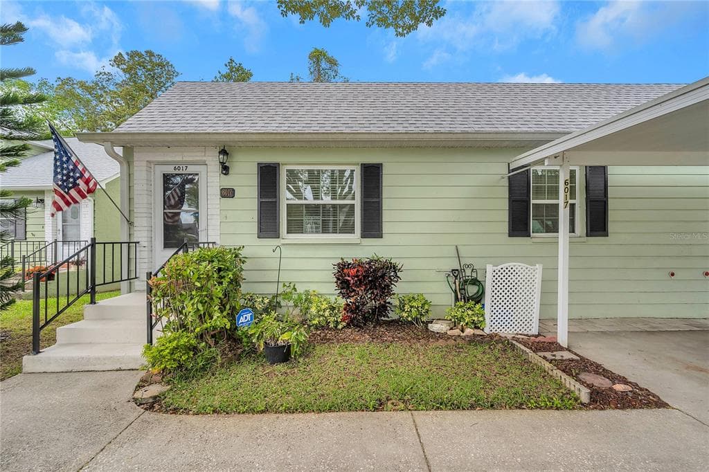6017 ELMHURST DR UNIT 5B NEW PORT RICHEY, FL 34653