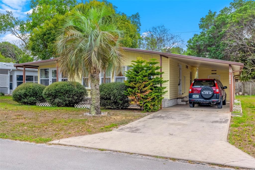 39148 OLA AVENUE ZEPHYRHILLS, FL 33542