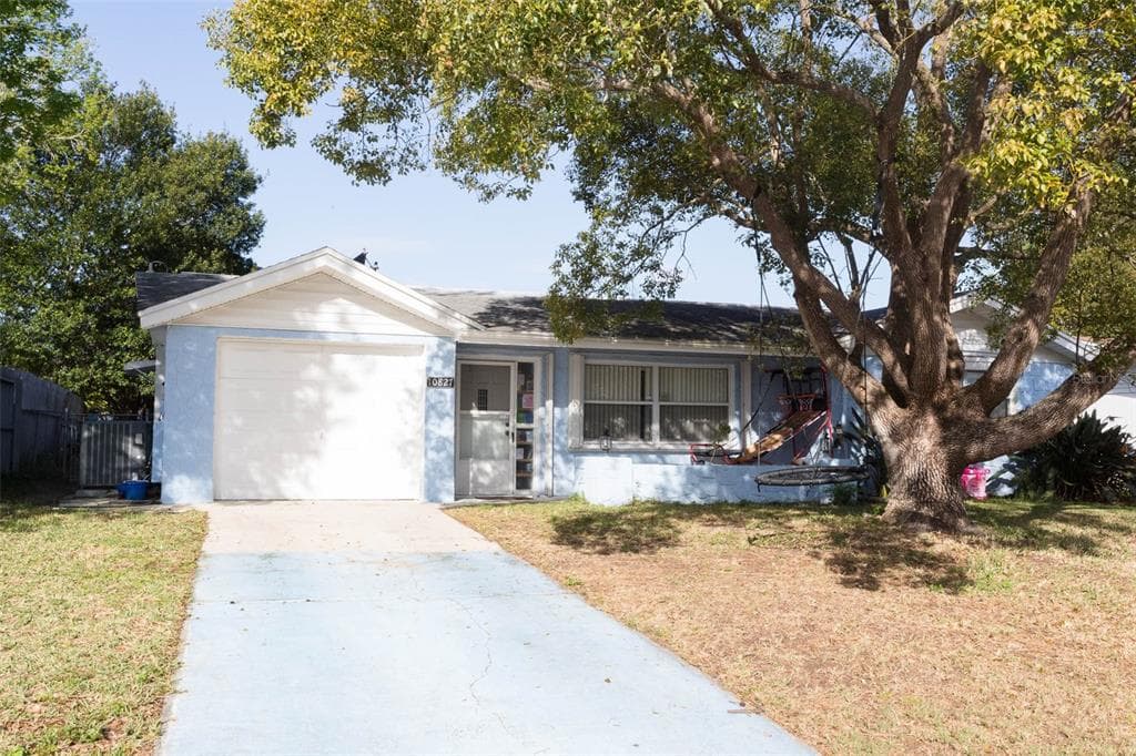 10827 OLDHAM ROAD PORT RICHEY, FL 34668