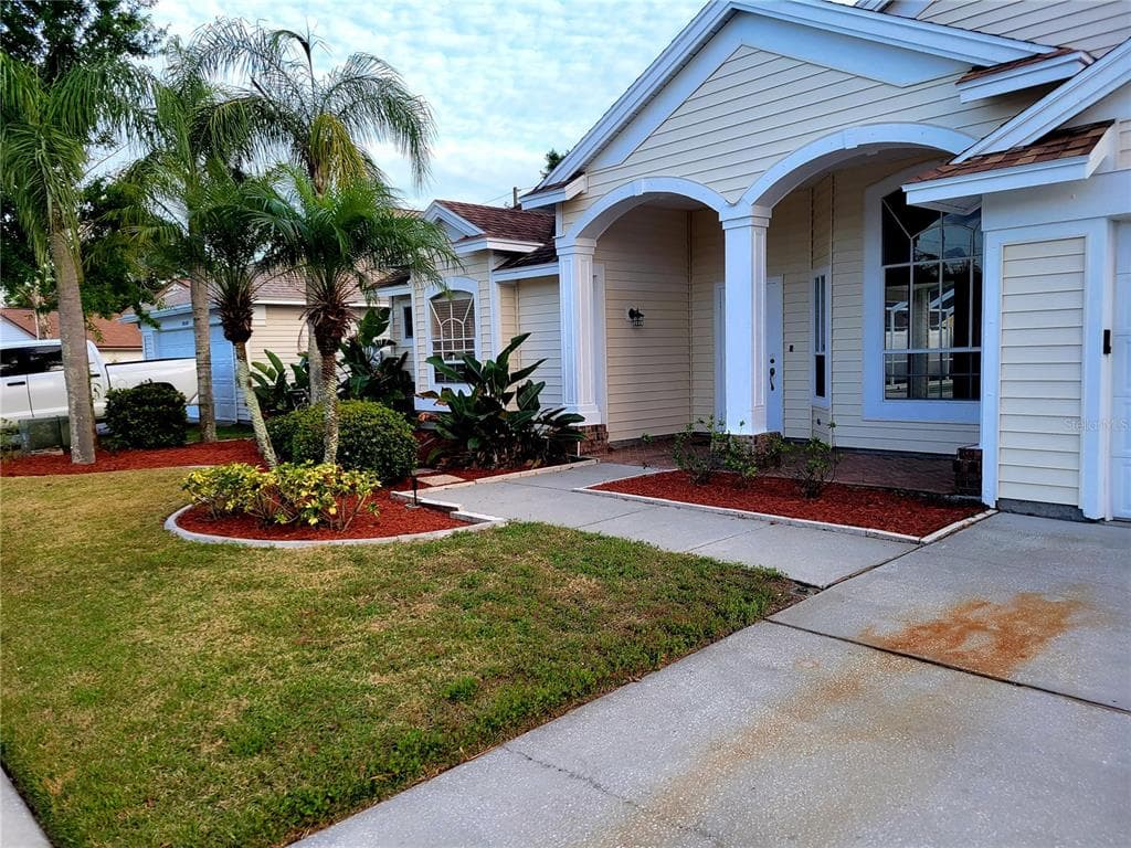 7838 TRAIL RUN LOOP NEW PORT RICHEY, FL 34653