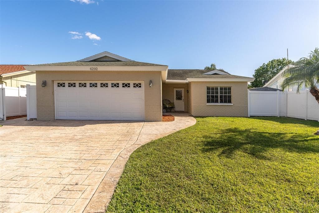 6292 109TH AVENUE N