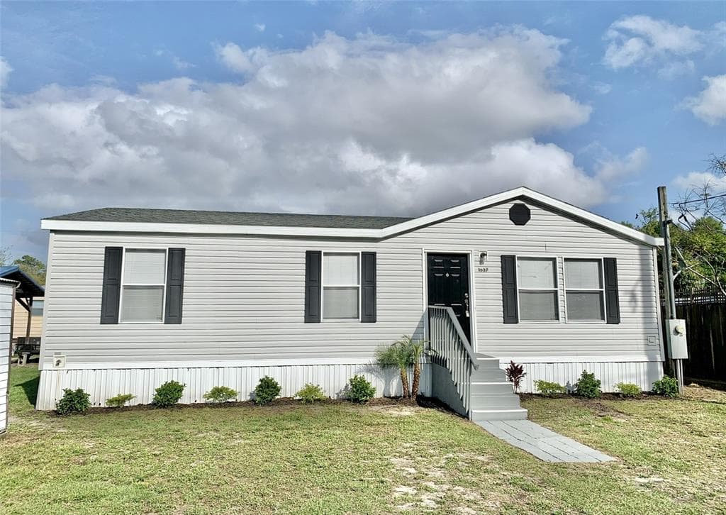 1637 TARPON BOULEVARD SAINT CLOUD, FL 34771