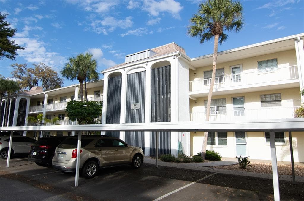 821 DELEON COURT UNIT 105