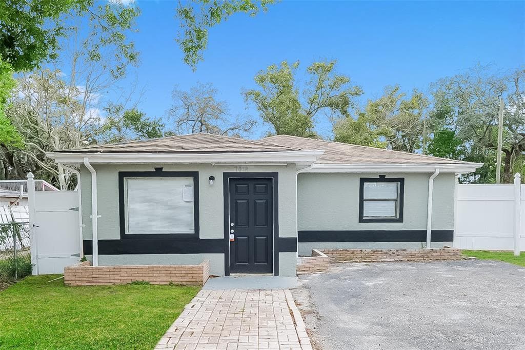 7018 MACLURA DRIVE NEW PORT RICHEY, FL 34653