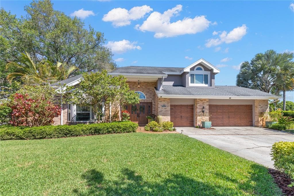 1432 RIDGE TOP WAY CLEARWATER, FL 33765