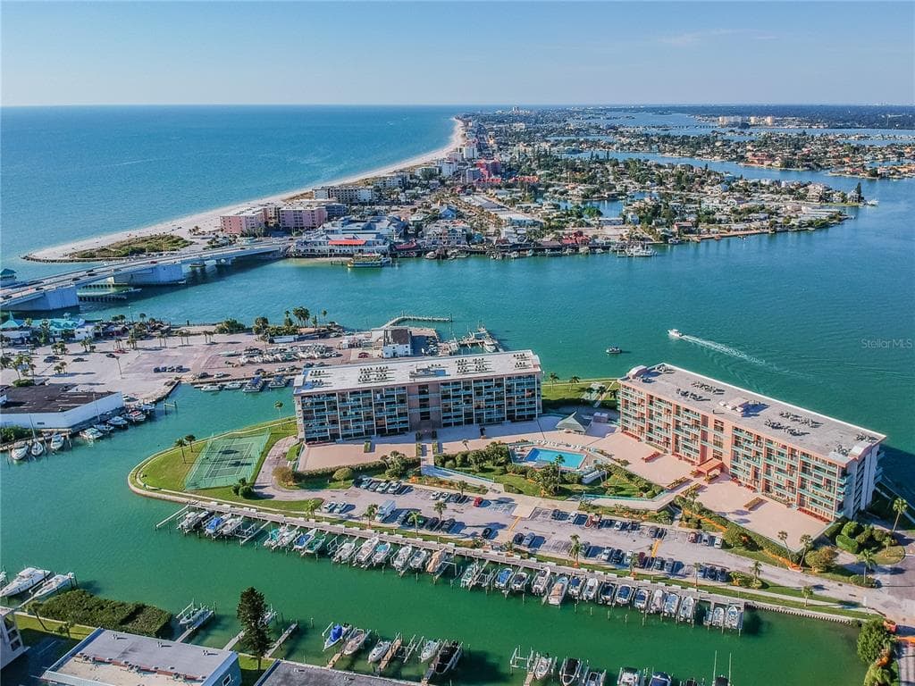 1 KEY CAPRI UNIT 511W TREASURE ISLAND, FL 33706