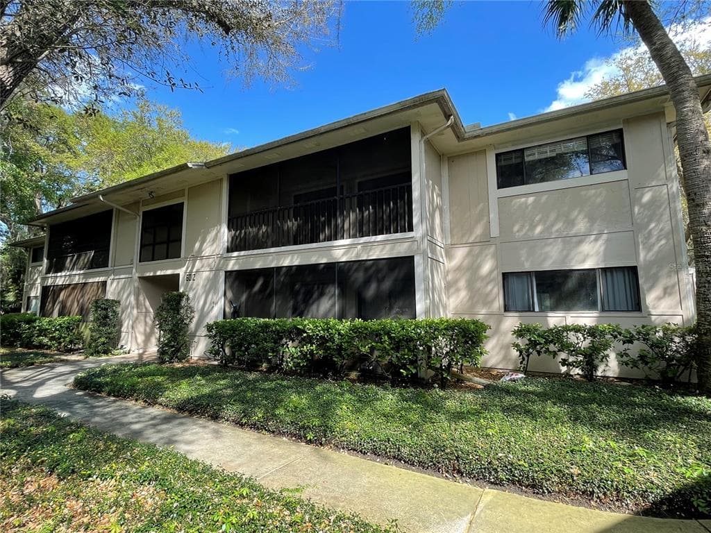 6012 LAKETREE LANE UNIT D TEMPLE TERRACE, FL 33617