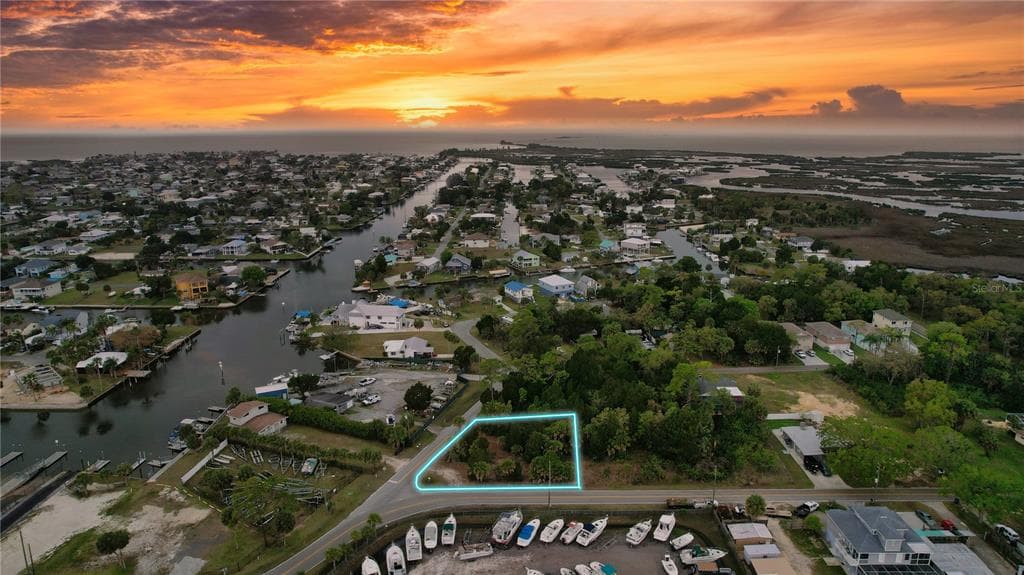 5023 MAPLEWOOD DRIVE HERNANDO BEACH, FL 34607