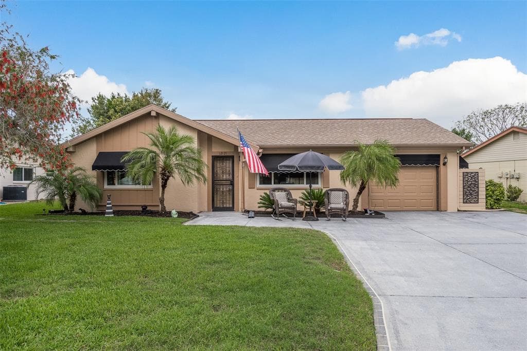 12121 CLEARBROOK LANE HUDSON, FL 34667