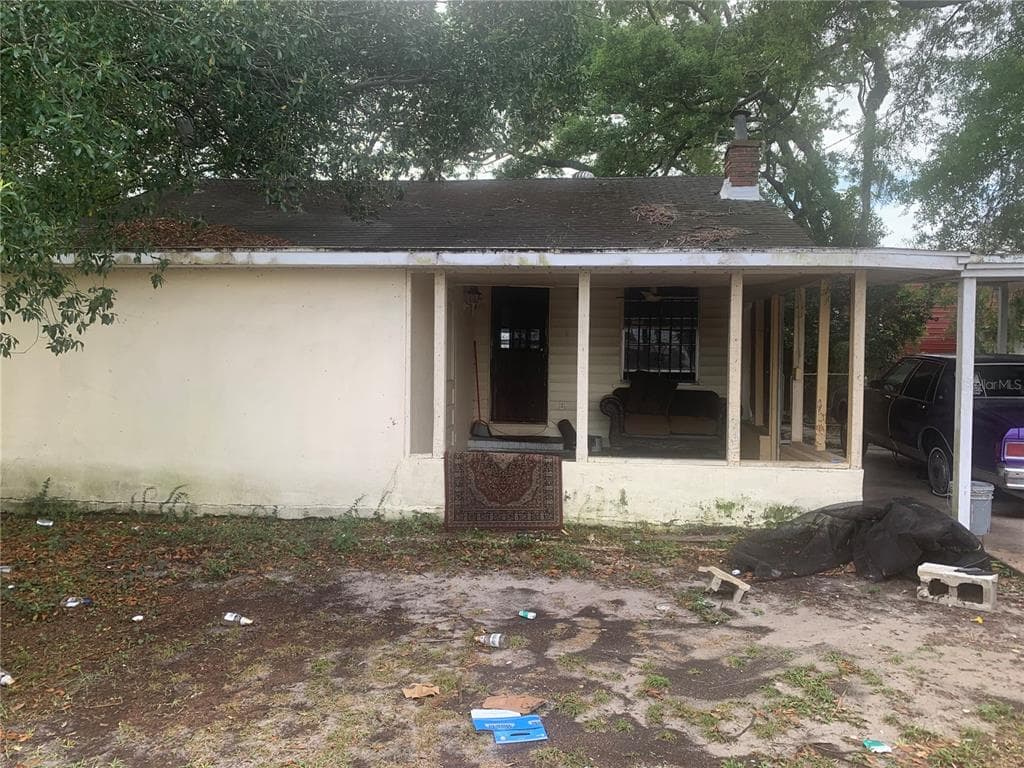 905 E 123RD AVENUE TAMPA, FL 33612