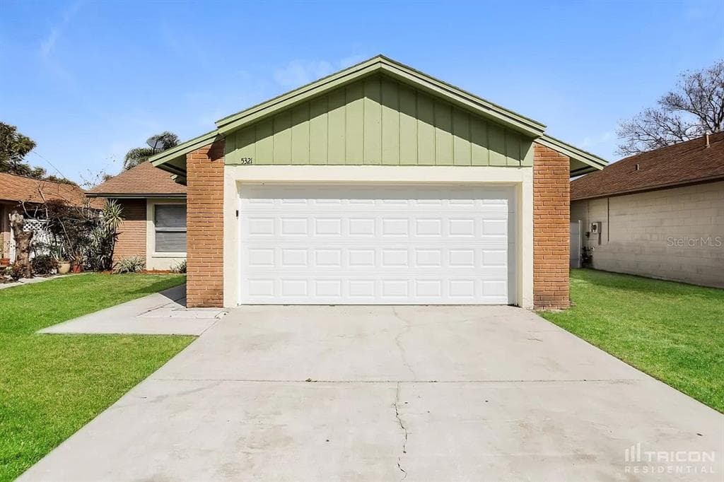 5321 JADE STREET KISSIMMEE, FL 34746
