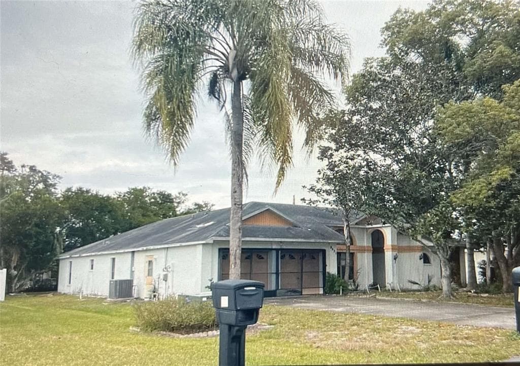 8421 SUNFLOWER DRIVE SPRING HILL, FL 34606