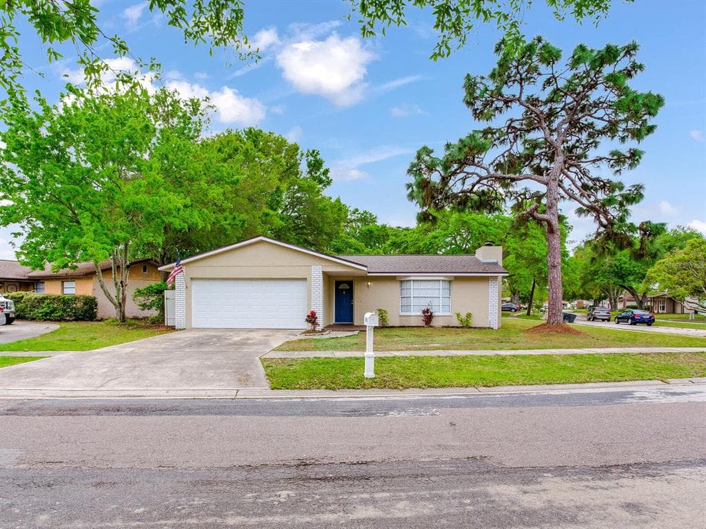 2941 164TH AVENUE N CLEARWATER, FL 33760