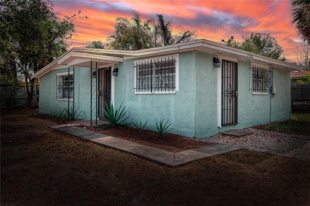 2331 E LIBERTY STREET TAMPA, FL 33612