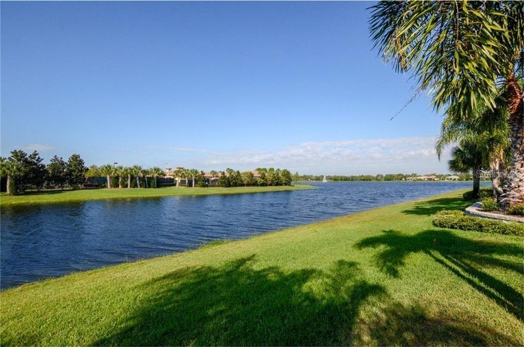 5014 STONE HARBOR CIRCLE WIMAUMA, FL 33598