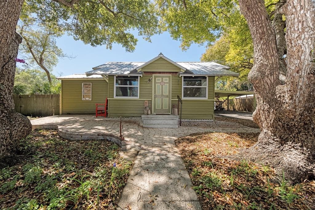 5108 TANGERINE AVENUE S GULFPORT, FL 33707
