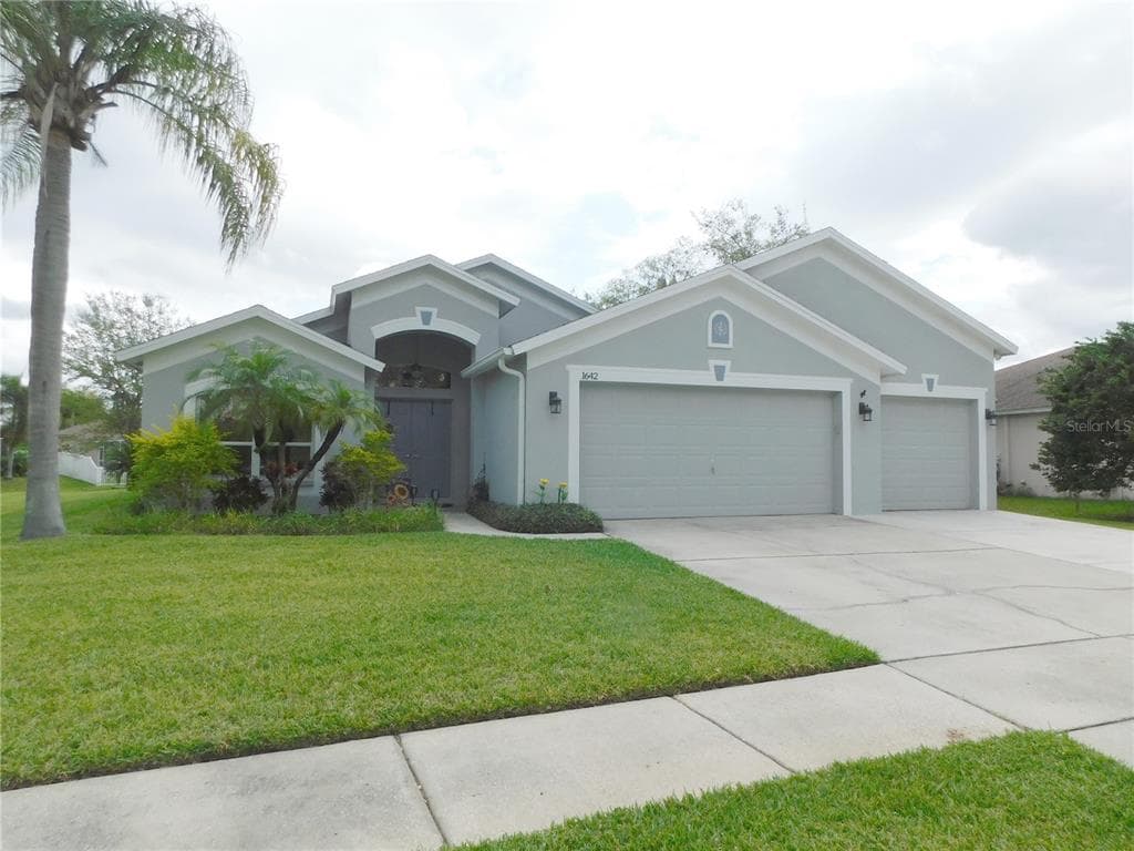 1642 AUDUBON TRAIL LUTZ, FL 33549