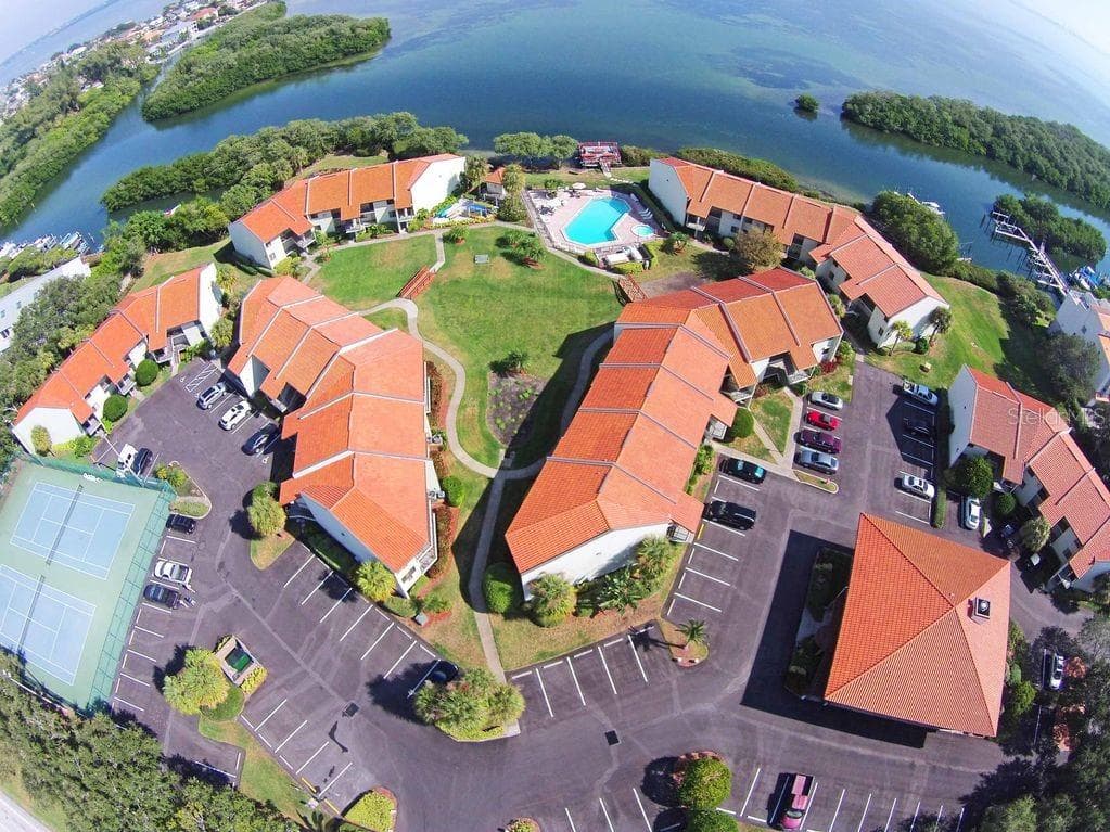 1515 PINELLAS BAYWAY S UNIT 63
