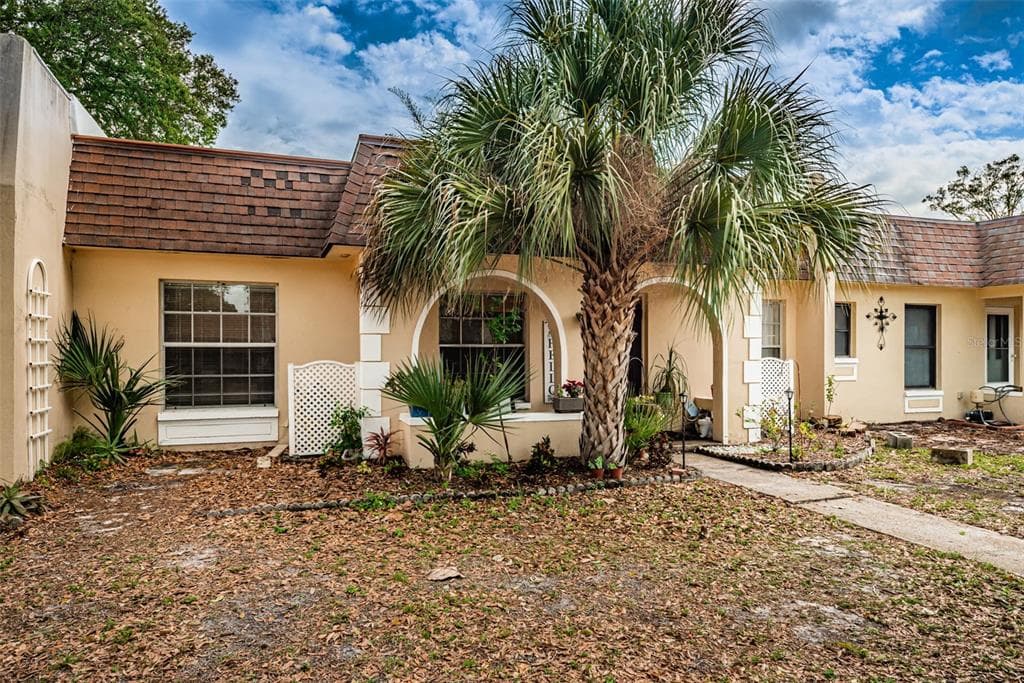 9899 87TH STREET SEMINOLE, FL 33777