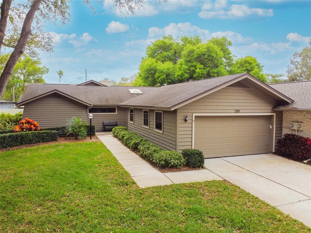 1301 WESTLAKE BOULEVARD UNIT 24 PALM HARBOR, FL 34683