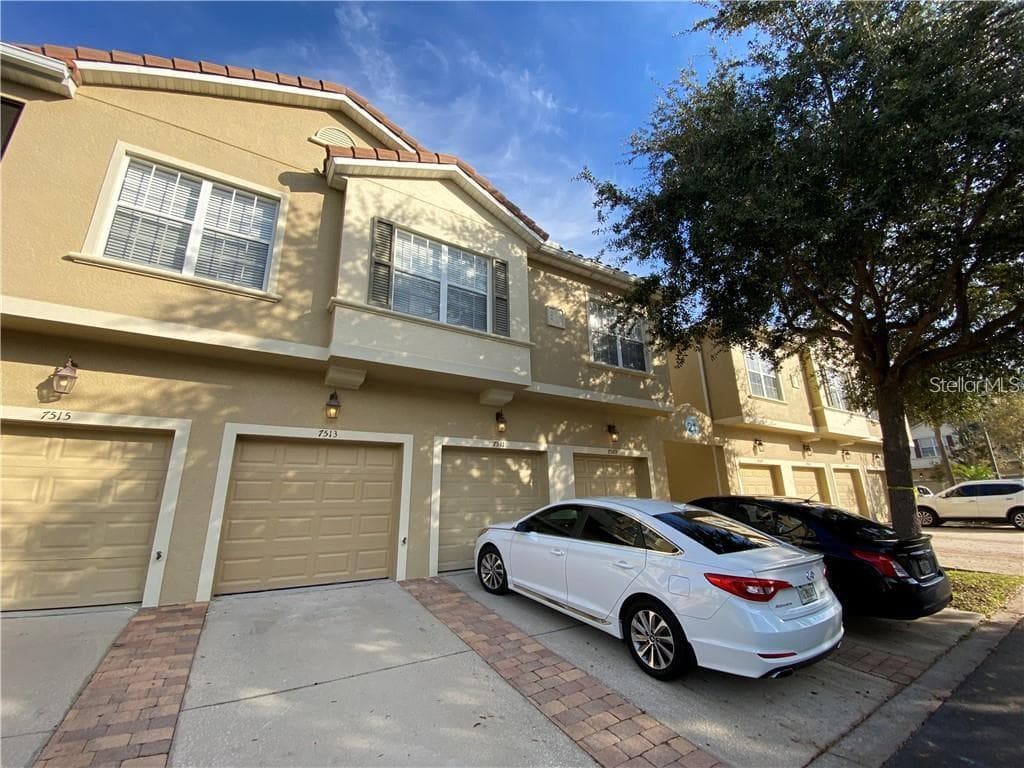 7511 PELLHAM WAY KISSIMMEE, FL 34747