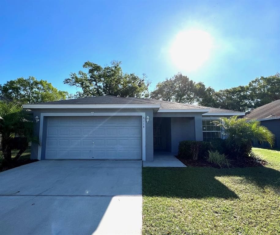 6118 MERRIFIELD DRIVE ZEPHYRHILLS, FL 33541