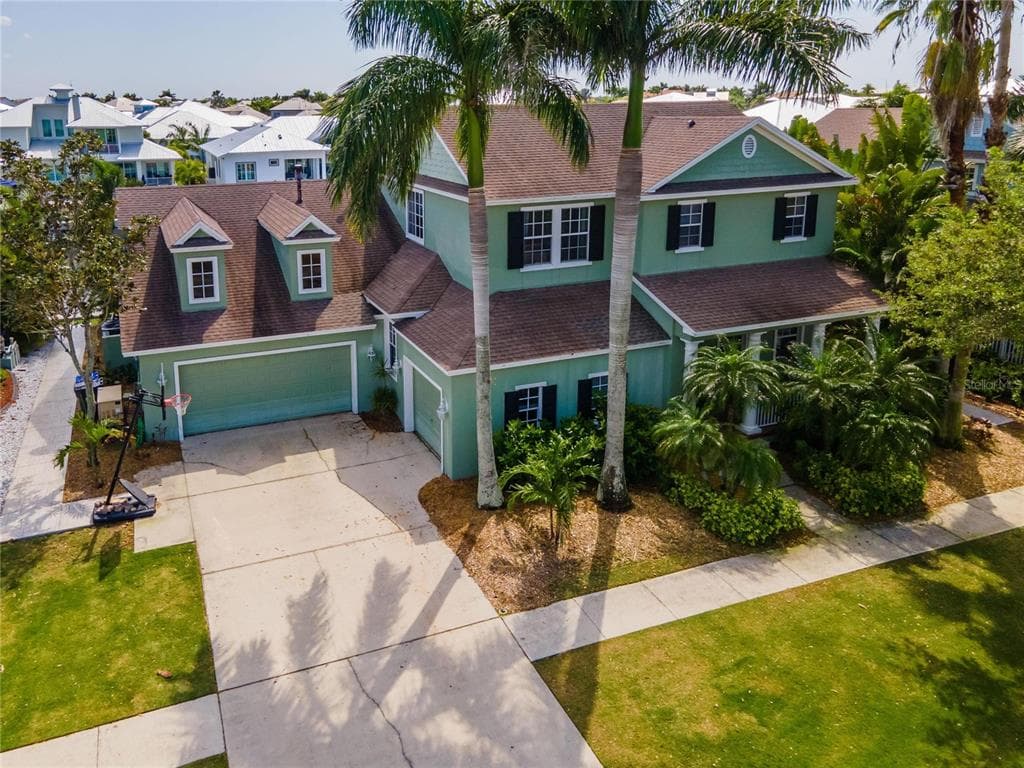 851 ISLEBAY DRIVE APOLLO BEACH, FL 33572