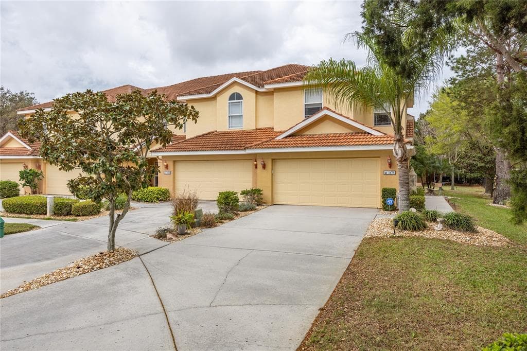 1476 RIDGE TERRACE TARPON SPRINGS, FL 34689