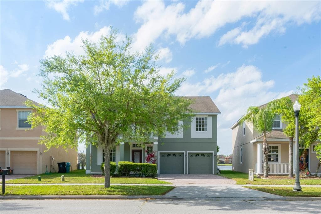 10057 LAKE DISTRICT LANE ORLANDO, FL 32832