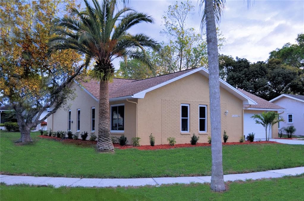 2839 THISTLE COURT N PALM HARBOR, FL 34684