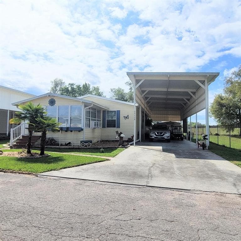 39528 GLORYLAND DRIVE DADE CITY, FL 33525