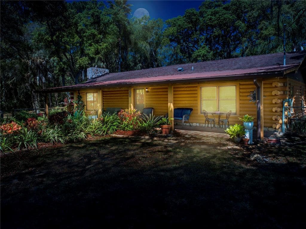 1803 TWIN OAKS CIRCLE WIMAUMA, FL 33598