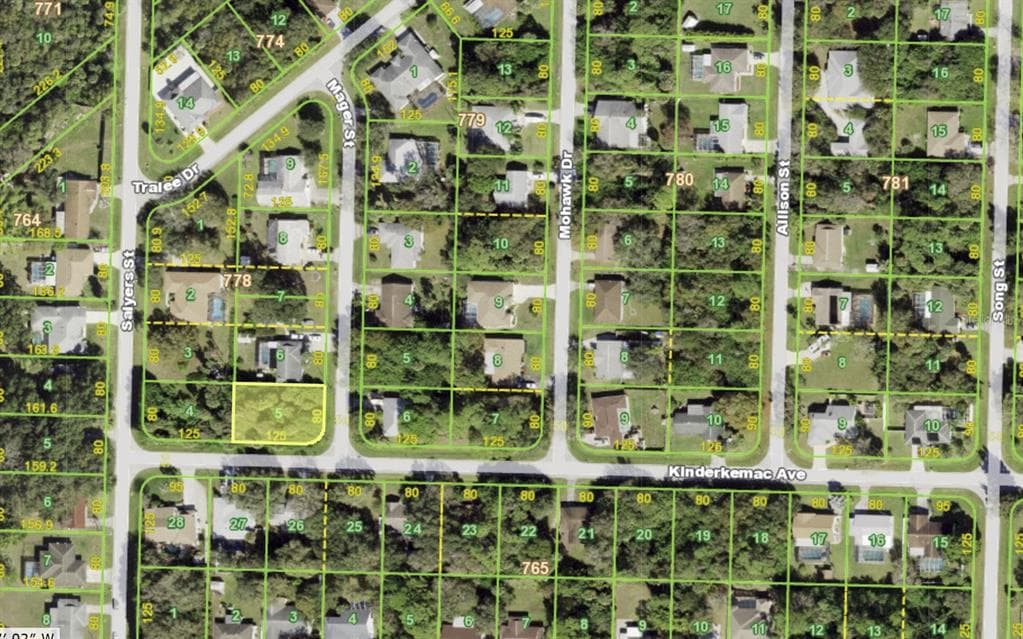 1389 MAGER STREET PORT CHARLOTTE, FL 33952