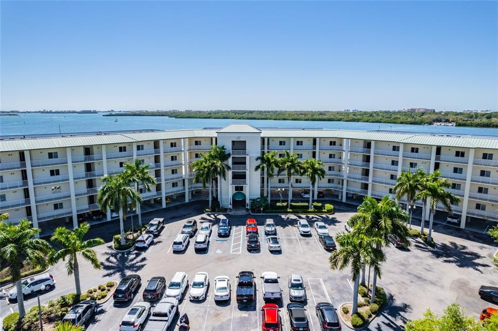 8800 BAY PINES BOULEVARD UNIT 407 ST PETERSBURG, FL 33709