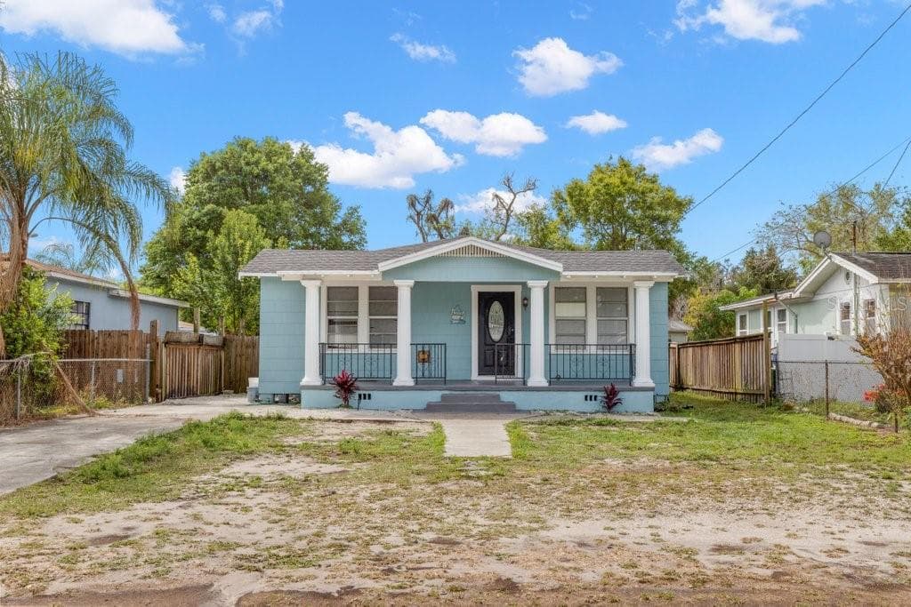 2013 E GENESEE STREET TAMPA, FL 33610