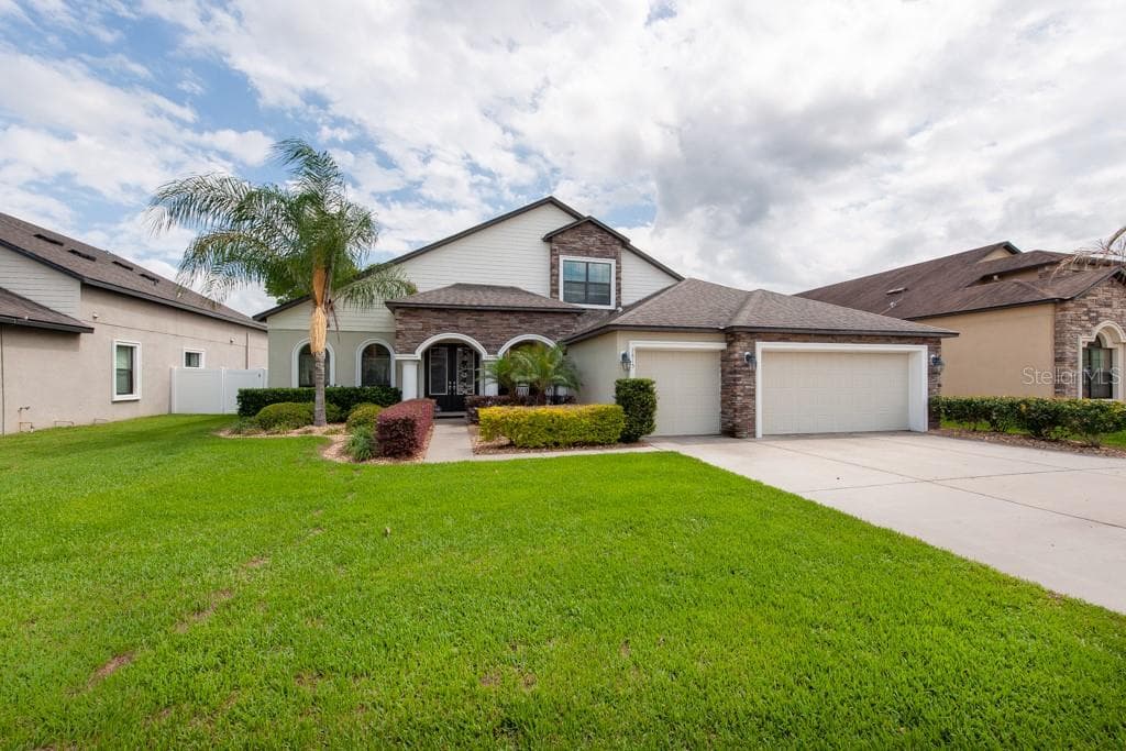 2815 COLEWOOD LANE DOVER, FL 33527
