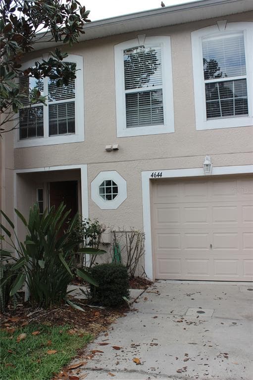 4644 ASHBURN SQUARE DRIVE TAMPA, FL 33610