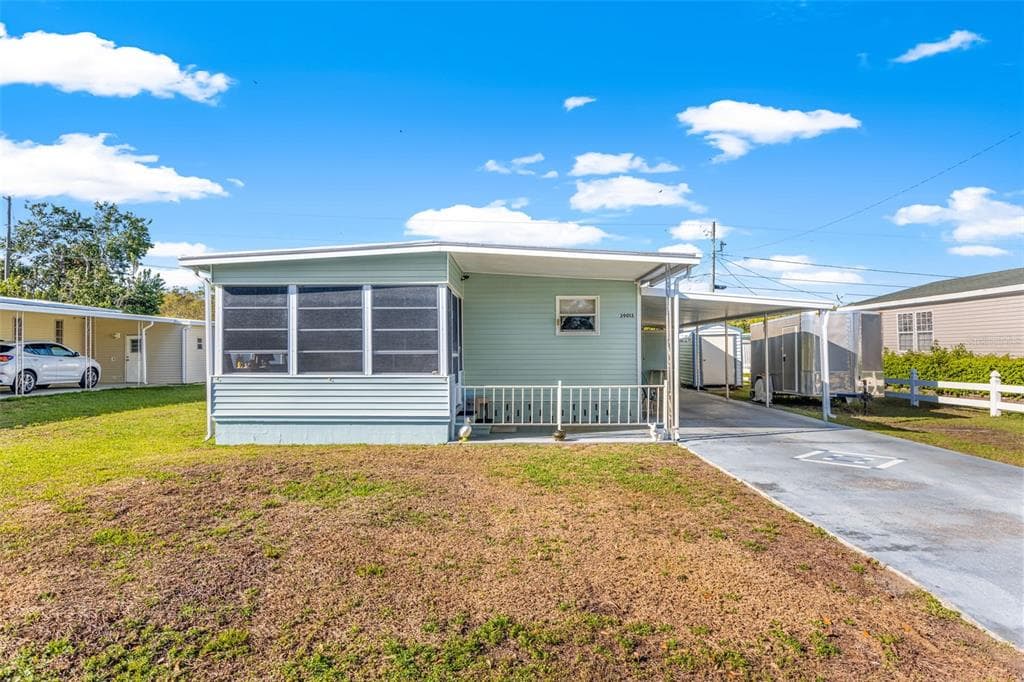 39013 OLA AVENUE ZEPHYRHILLS, FL 33542
