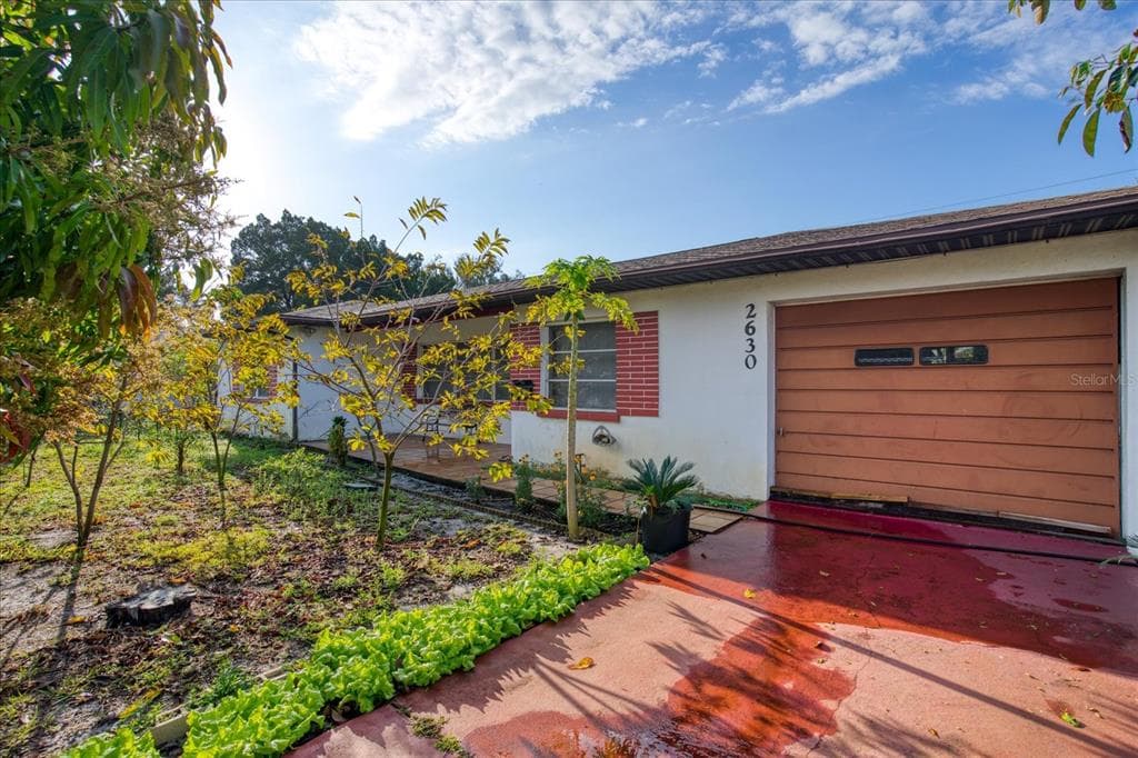 2630 38TH AVENUE N ST PETERSBURG, FL 33713